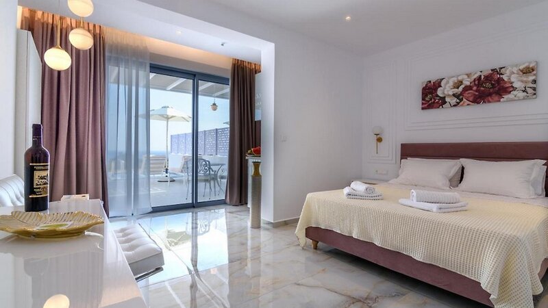 Dionysos Suites 13 - Room Example