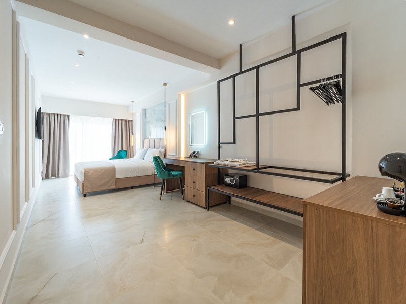 Philia Center Suites 8