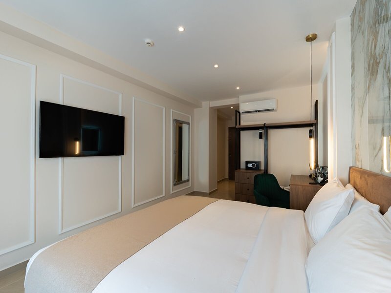 Philia Center Suites 12