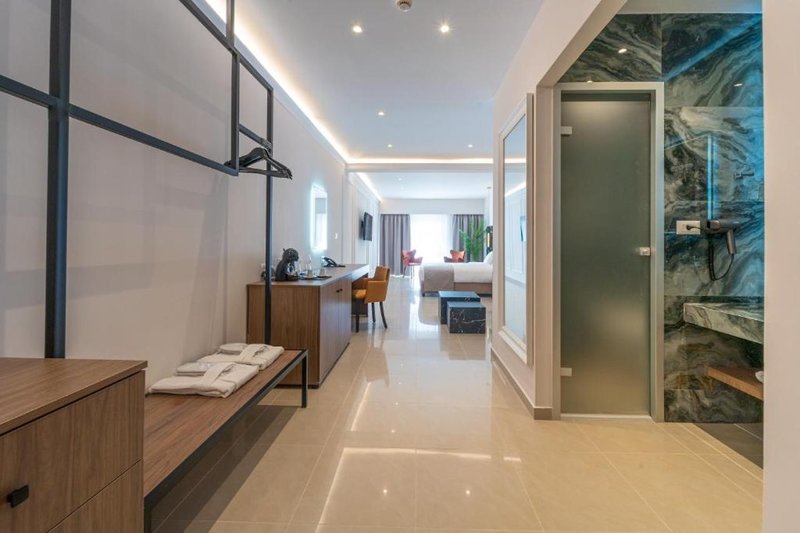 Philia Center Suites 7