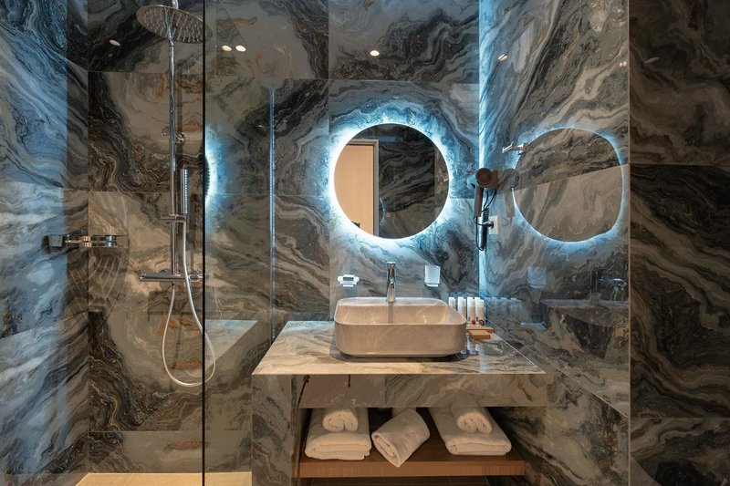 Philia Center Suites 8