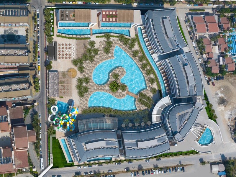 Maviss Resort Hotel 4