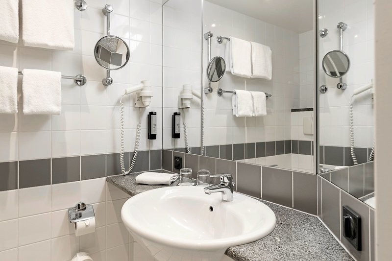 IntercityHotel Berlin Ostbahnhof 3