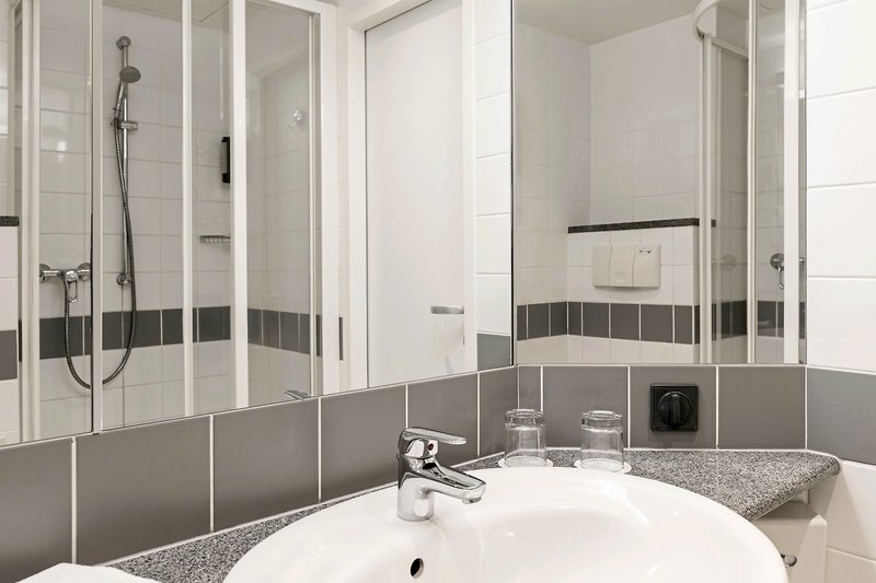 IntercityHotel Berlin Ostbahnhof 4