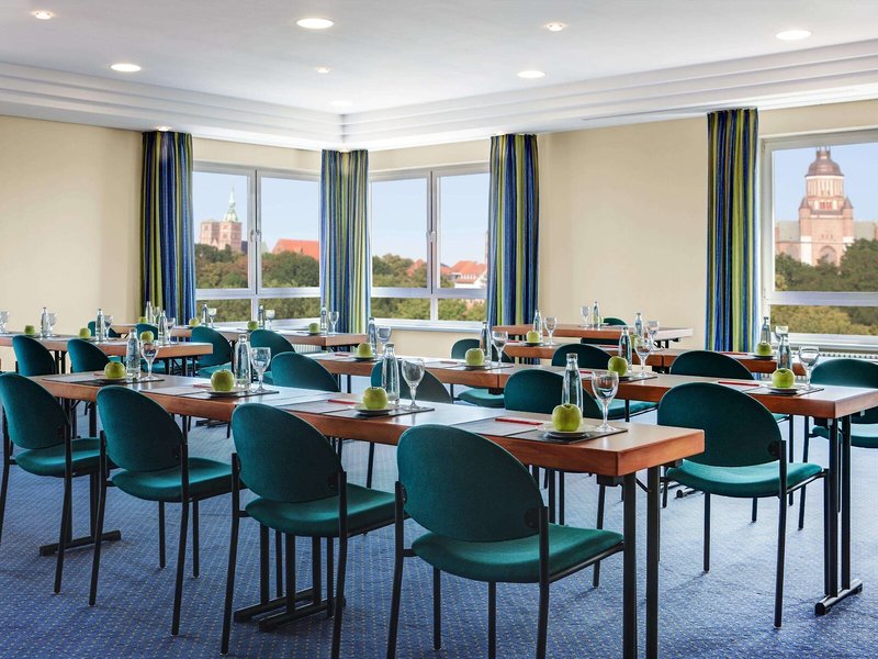 IntercityHotel Stralsund 6 - Restaurant