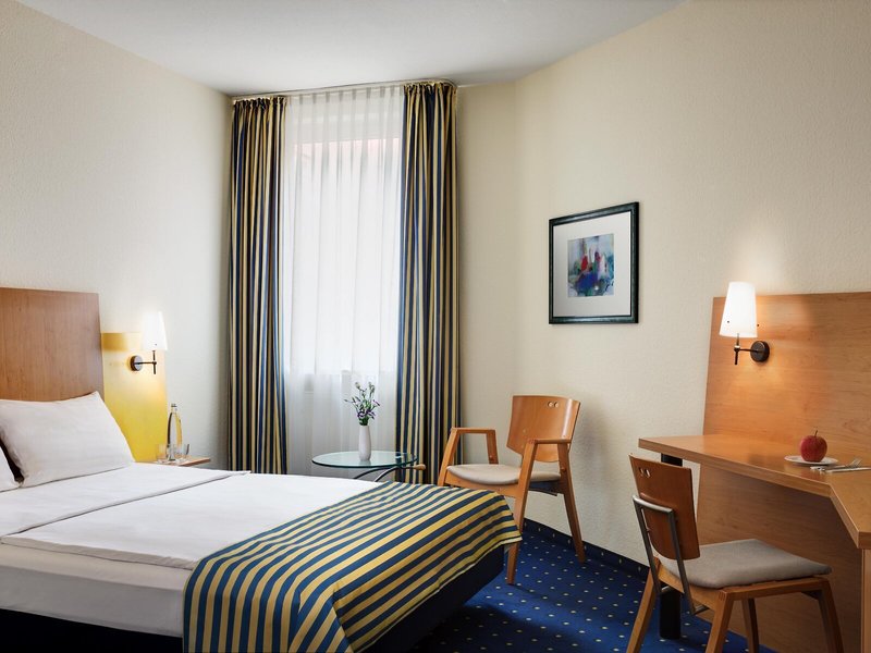 IntercityHotel Stralsund 18 - Room Example