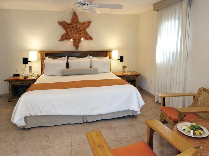 The Reef Playacar Beach Resort & Spa 14