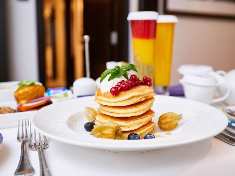 Radisson Blu Dubai Deira Creek 28