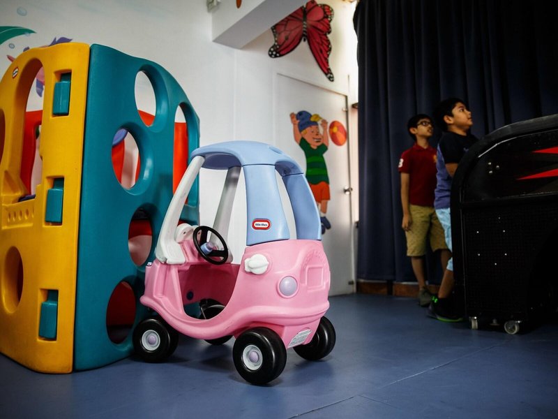 Radisson Blu Dubai Deira Creek 40