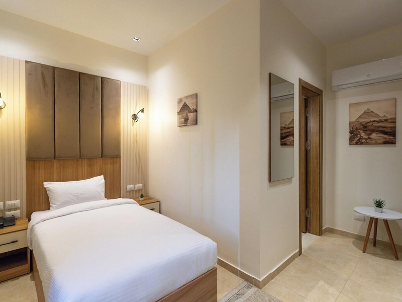 Mazar Pyramids Hotel 47 - Room Example