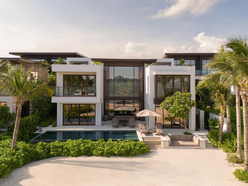 Intercontinental Halong Bay Resort 19