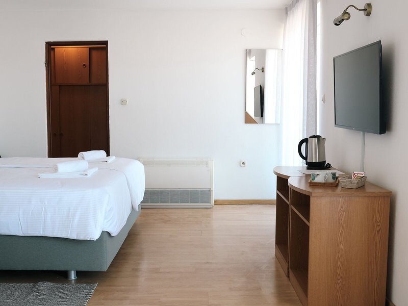 Artena Hotel 6