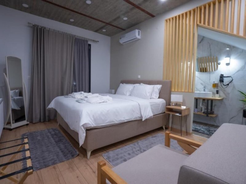 The Rooms 6