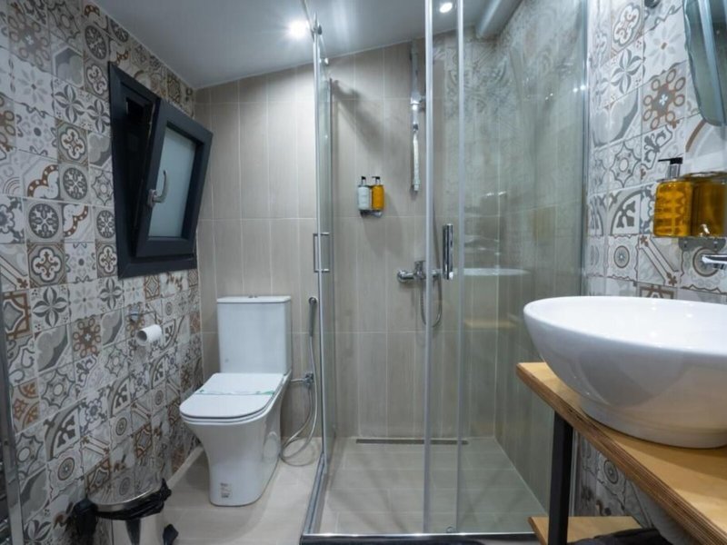 The Rooms 8