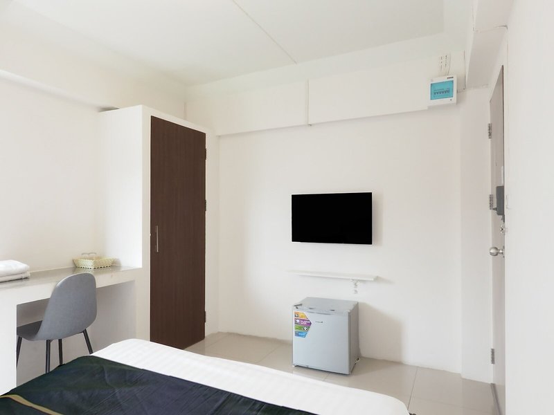 RQ Suvarnabhumi Airport by Collection O 15