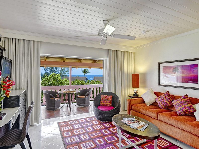 Crystal Cove by Elegant Hotels 45