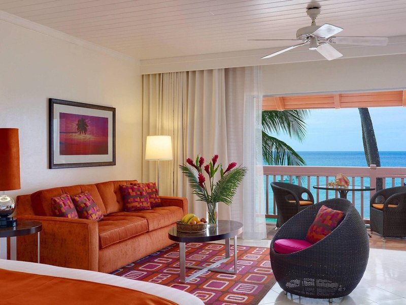 Crystal Cove by Elegant Hotels 47