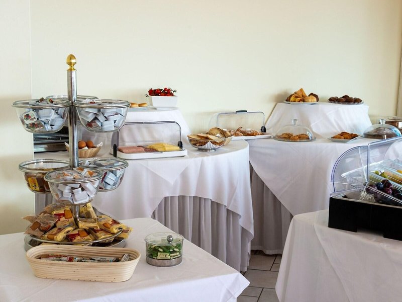 Hotel Villa Ireos 23