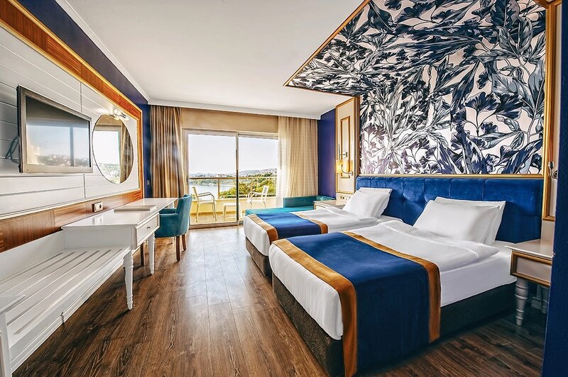 Utopia Beach Club 26