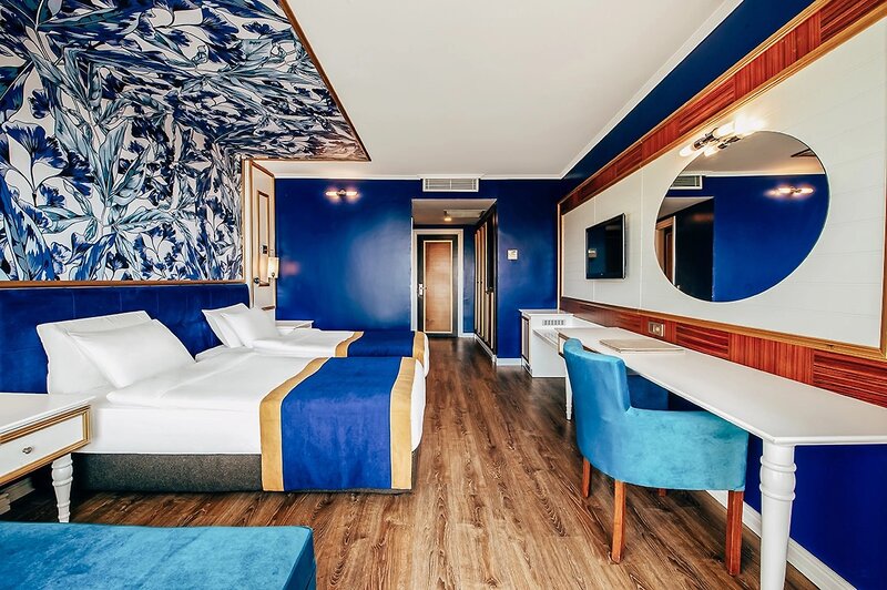 Utopia Beach Club 28