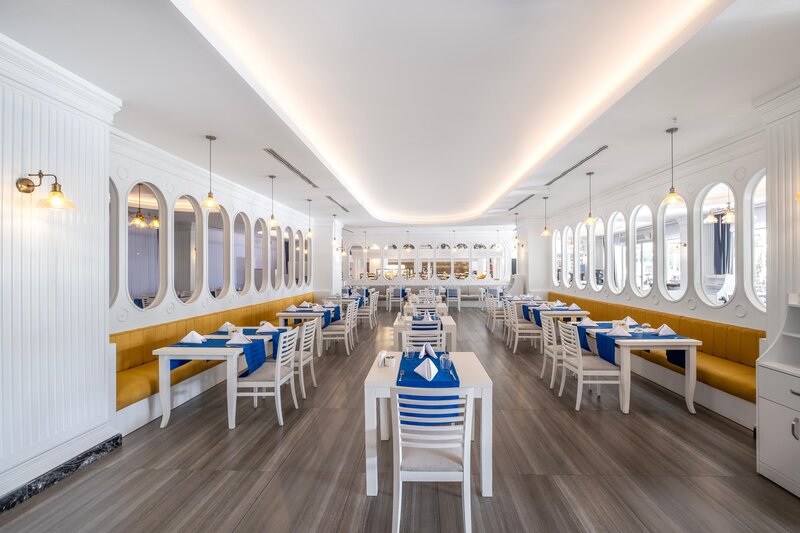 Utopia Beach Club 21