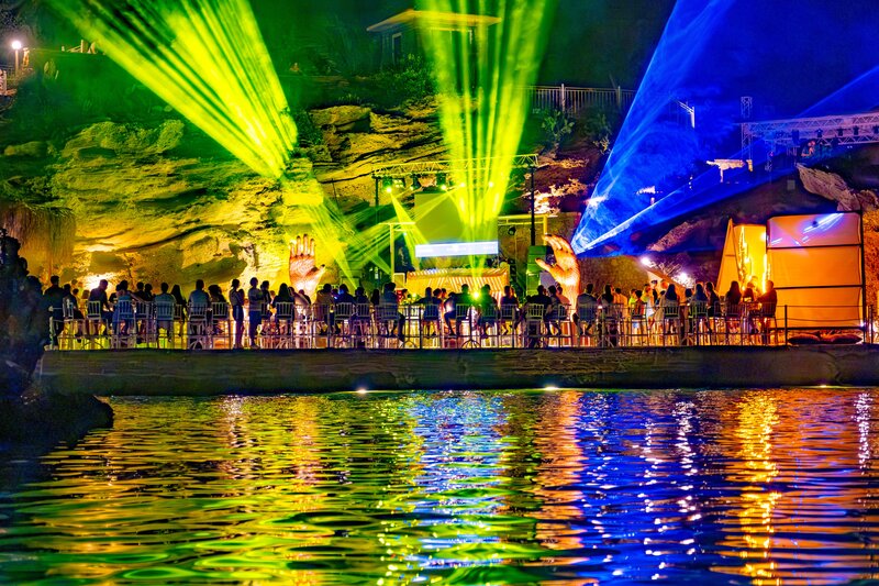 Utopia Beach Club 31