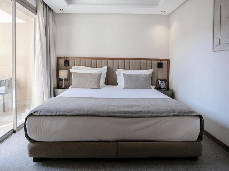 NearYo Hotel 32