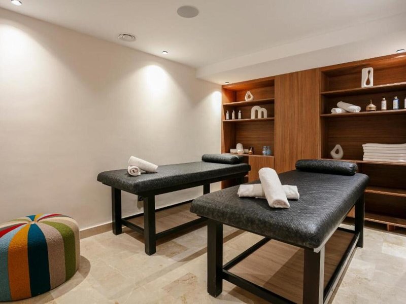 NearYo Hotel 37