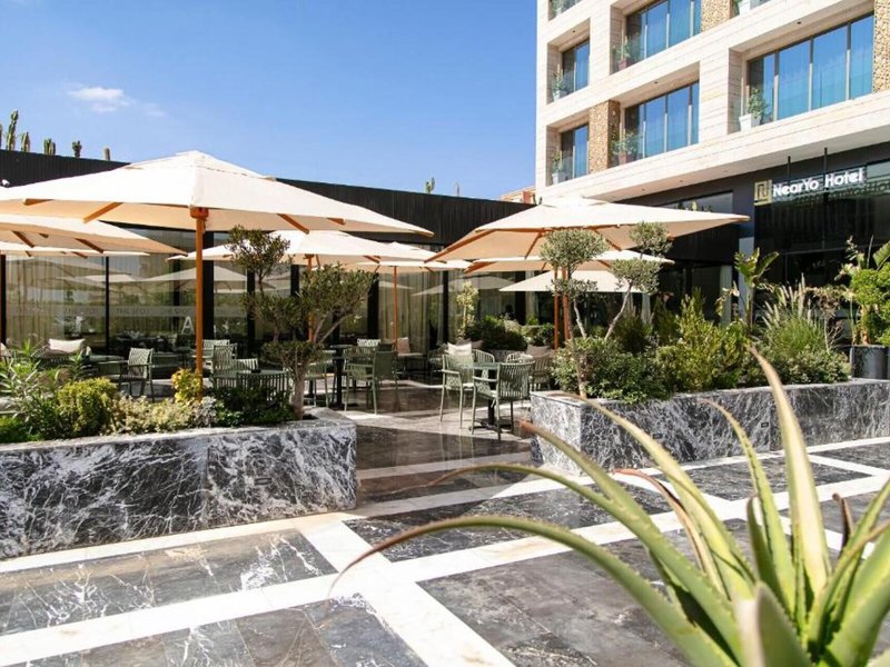 NearYo Hotel