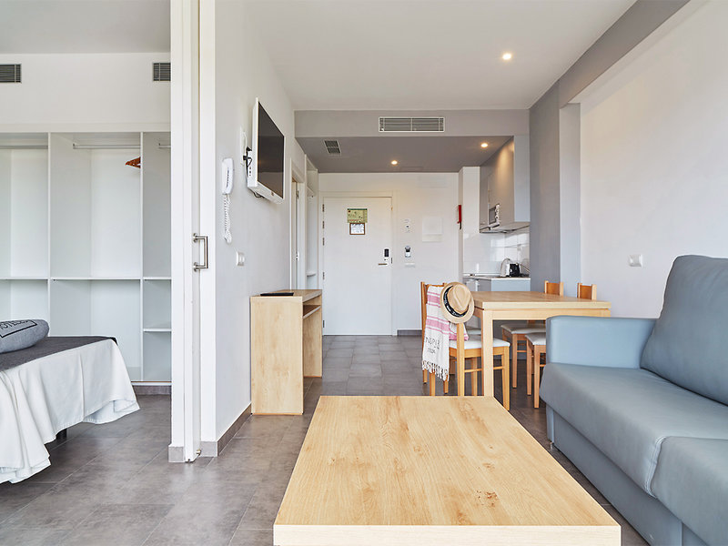 Invisa Hotel Casa Luis 4