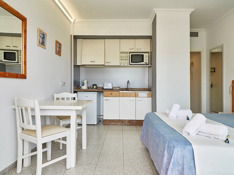 Invisa Hotel Casa Luis 5