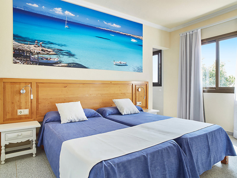 Invisa Hotel Casa Luis 8