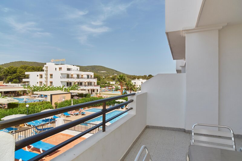 Invisa Hotel Casa Luis 28