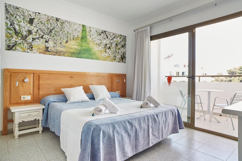 Invisa Hotel Casa Luis 33