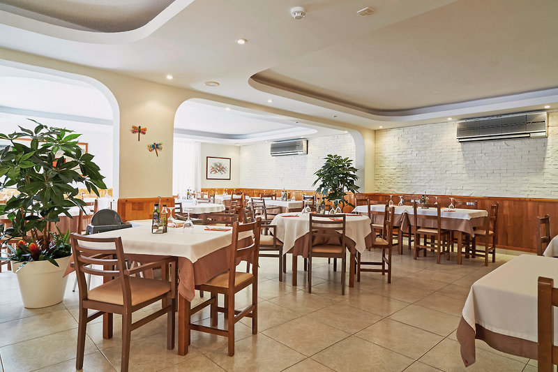 Invisa Hotel Casa Luis 23