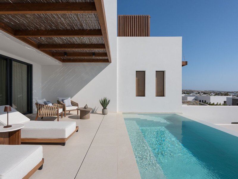 Vione Paros 7