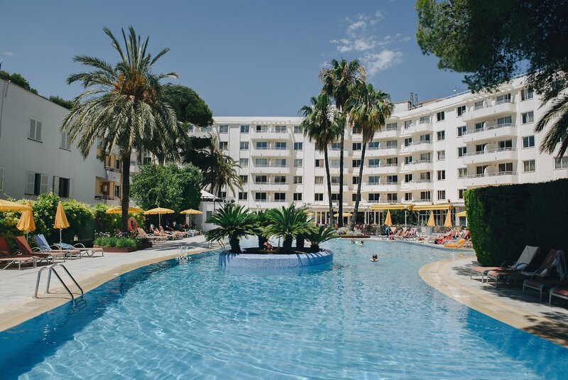 Ivory Playa 1