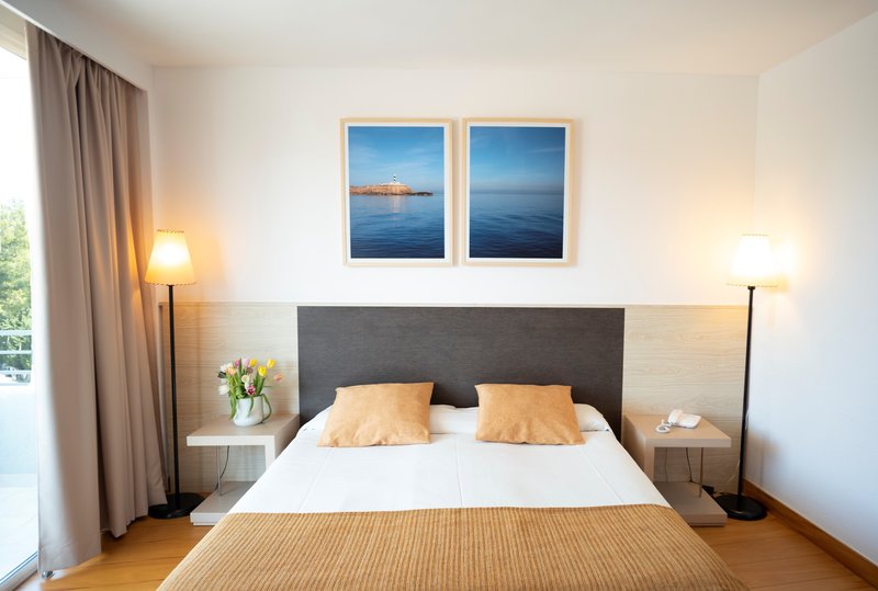 Ivory Playa 20
