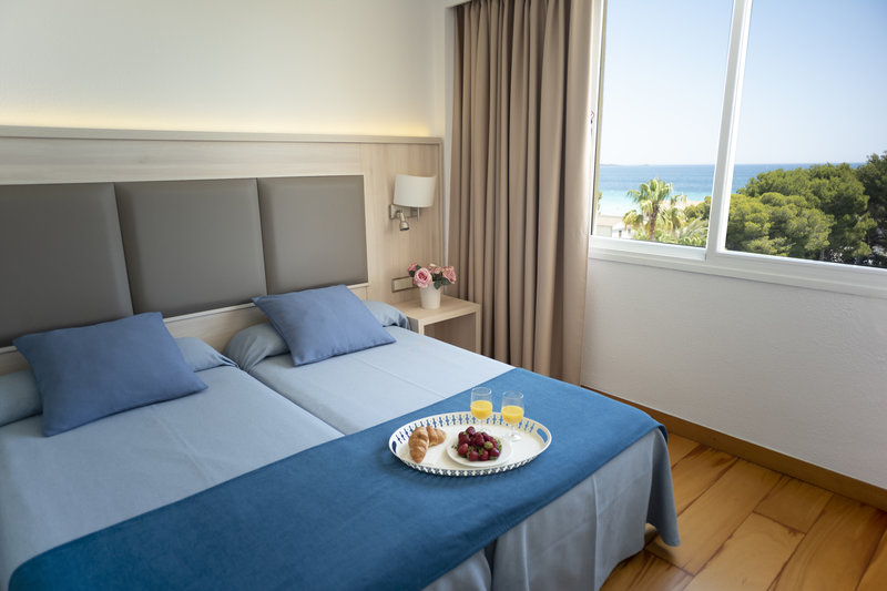 Ivory Playa 22