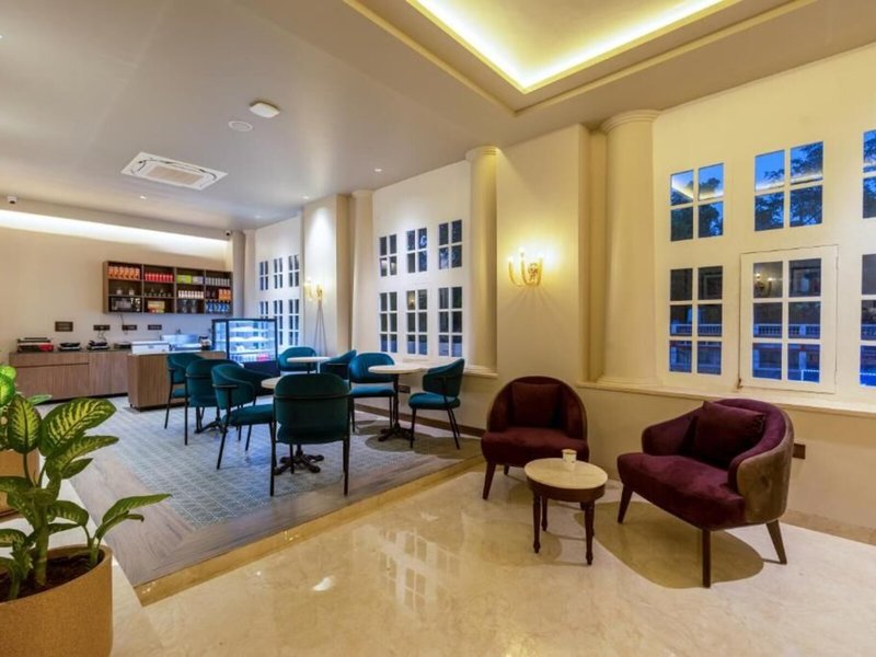 Saltstayz Autograph - Connaught Place 6