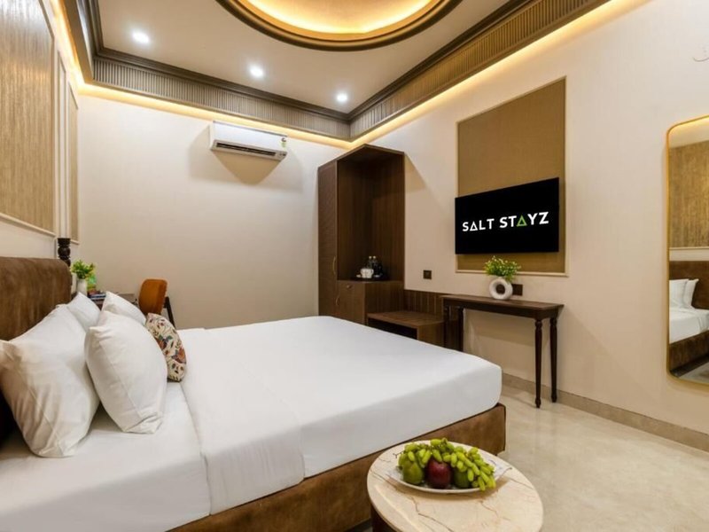 Saltstayz Autograph - Connaught Place 18