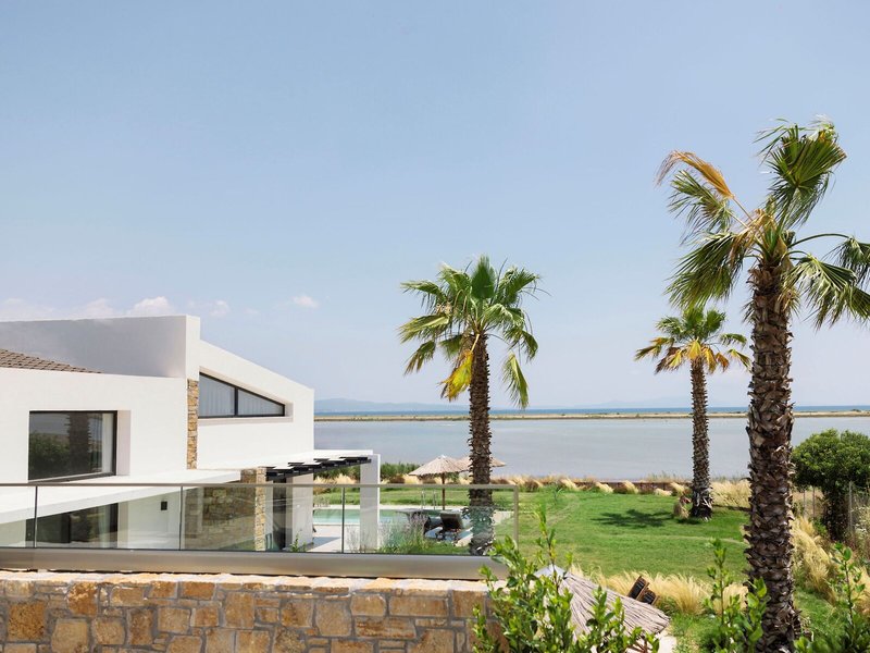 Flamingo View Suites 14