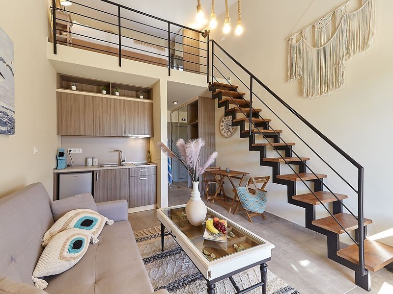 Flamingo View Suites 16