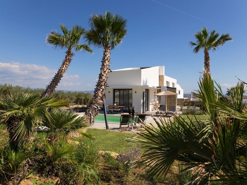 Flamingo View Suites 29