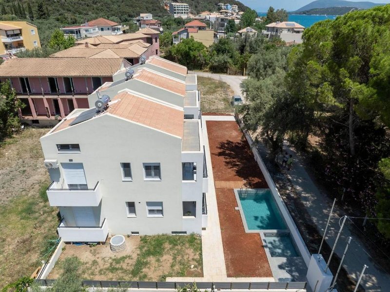 Miralis Apartments 7