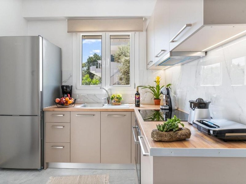 Miralis Apartments 22