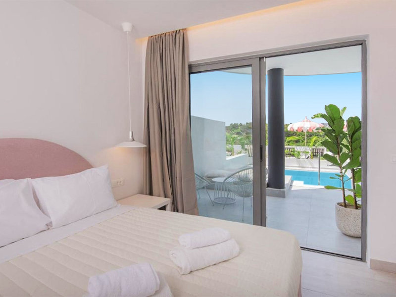The Palms Concept Hotel 8