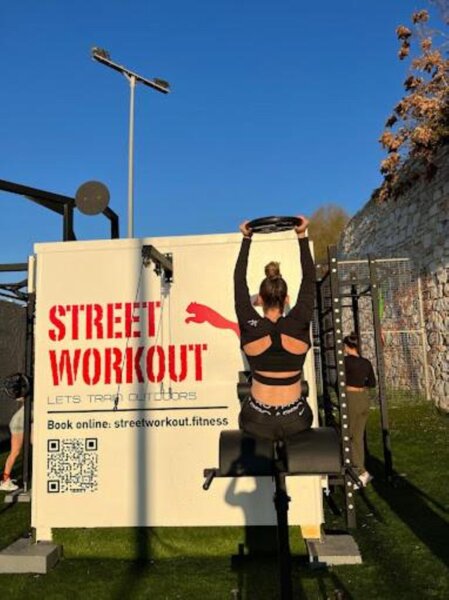 The Palms Concept Hotel 16