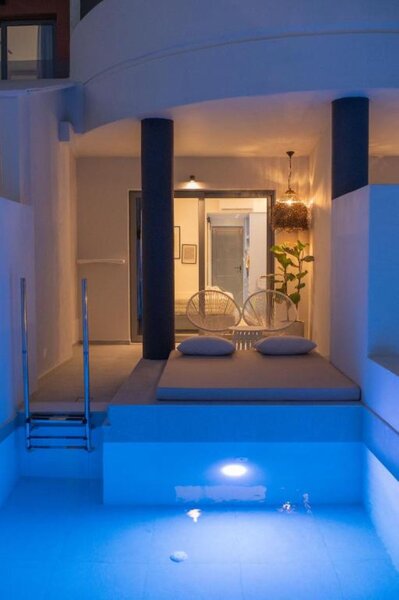 The Palms Concept Hotel 29