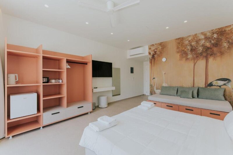The Palms Concept Hotel 40